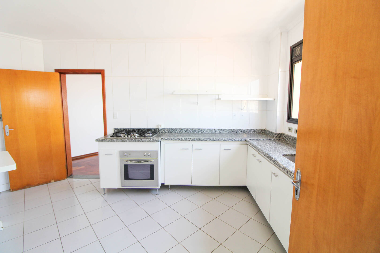 Apartamento à venda e aluguel com 3 quartos, 167m² - Foto 13