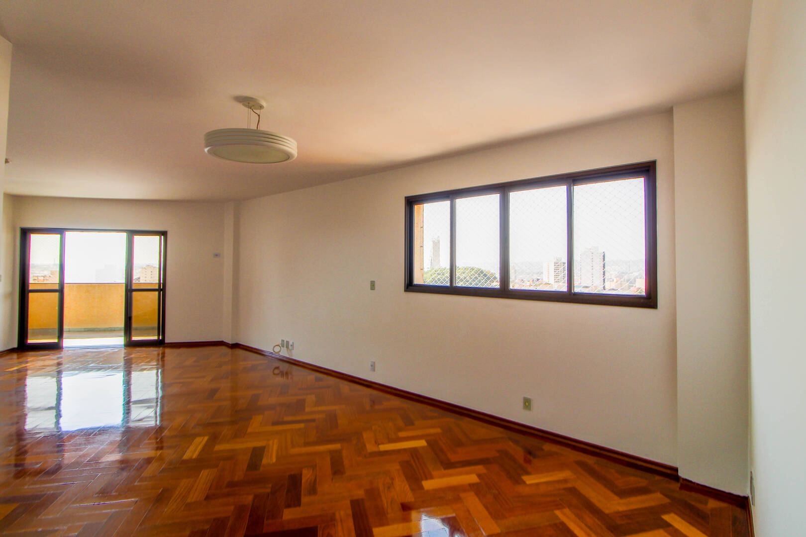 Apartamento à venda e aluguel com 3 quartos, 167m² - Foto 2