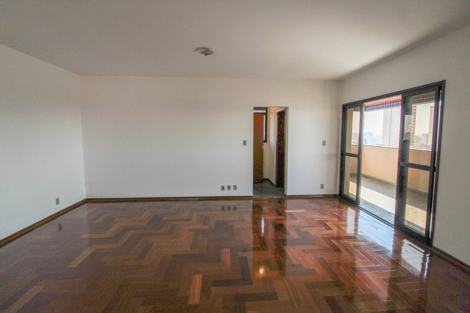 Apartamento à venda e aluguel com 3 quartos, 167m² - Foto 3