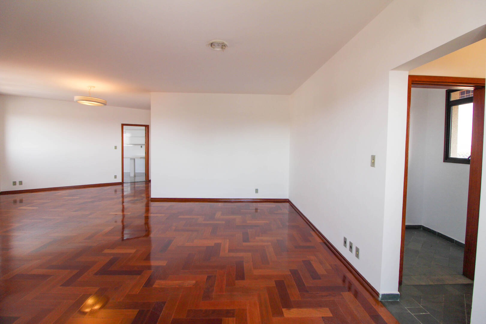 Apartamento à venda e aluguel com 3 quartos, 167m² - Foto 18