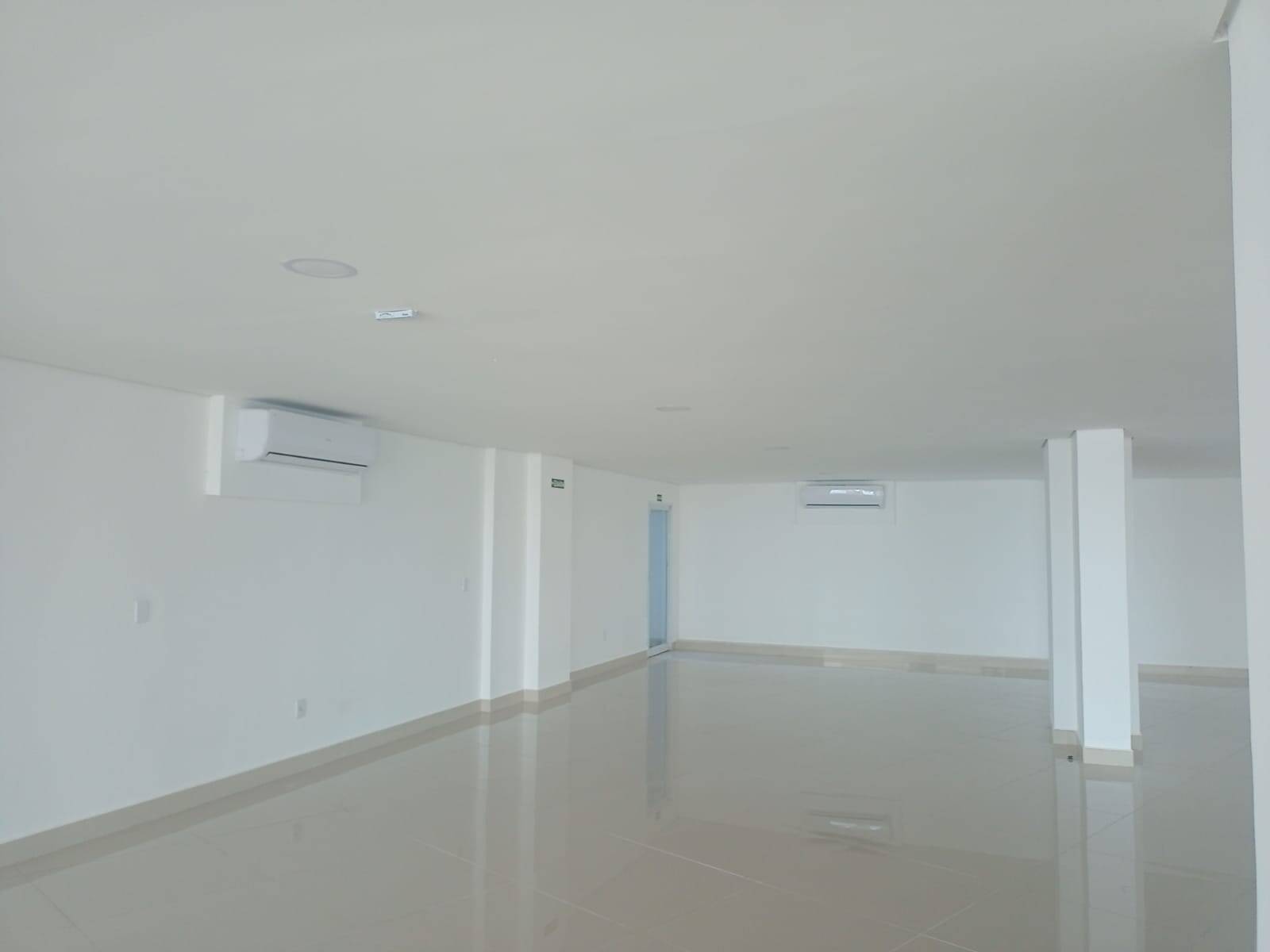 Prédio Inteiro para alugar, 700m² - Foto 16