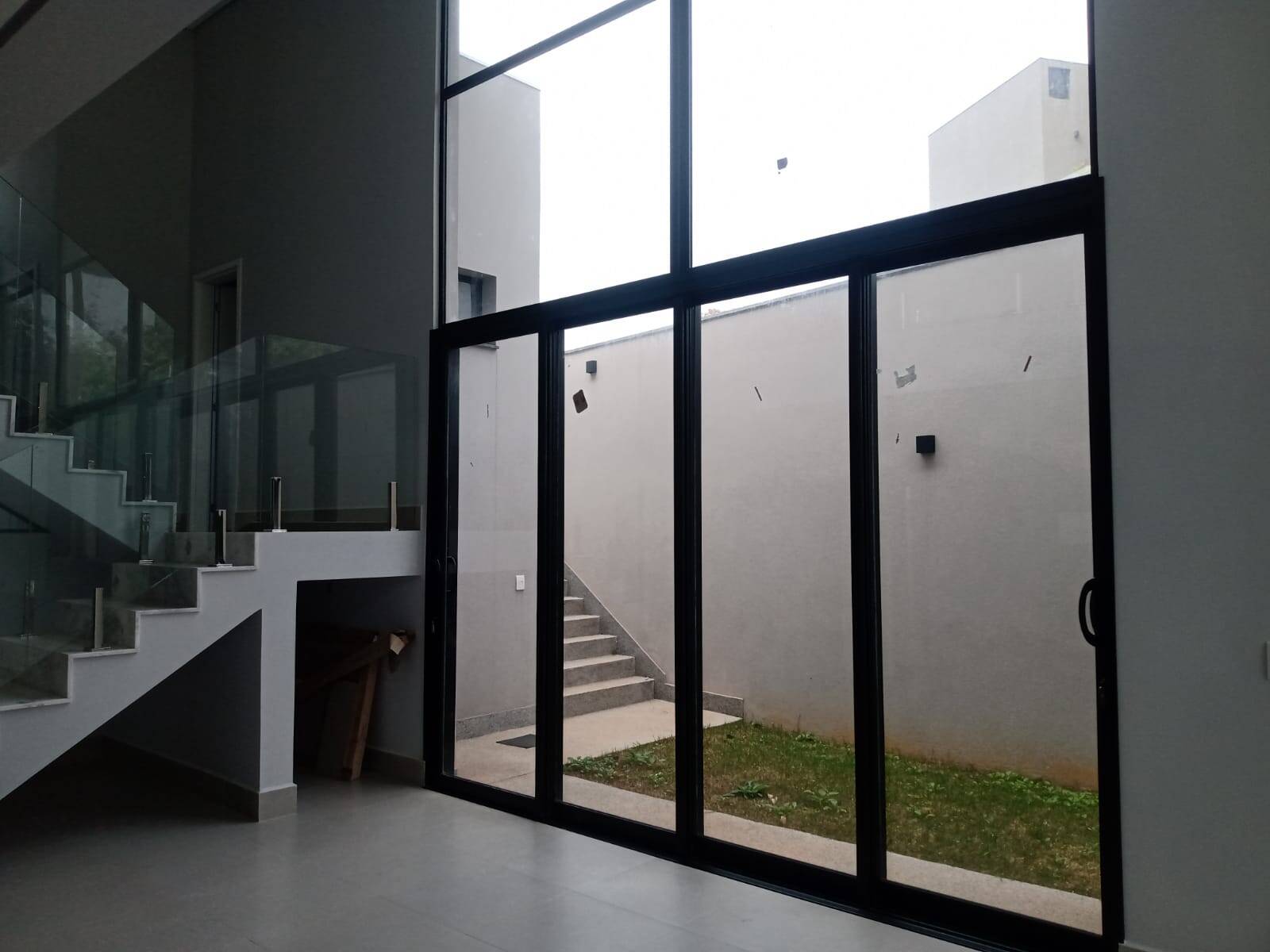 Casa à venda e aluguel com 4 quartos, 340m² - Foto 21