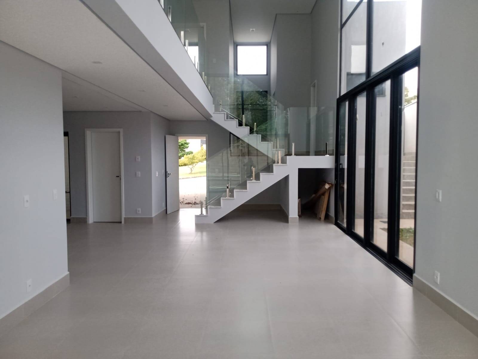 Casa à venda e aluguel com 4 quartos, 340m² - Foto 17