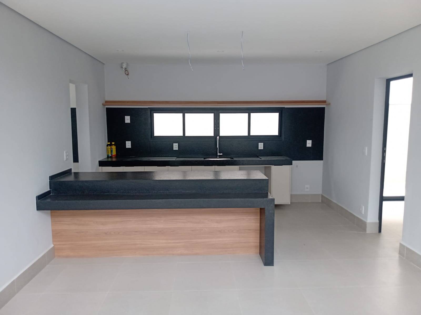 Casa à venda e aluguel com 4 quartos, 340m² - Foto 102