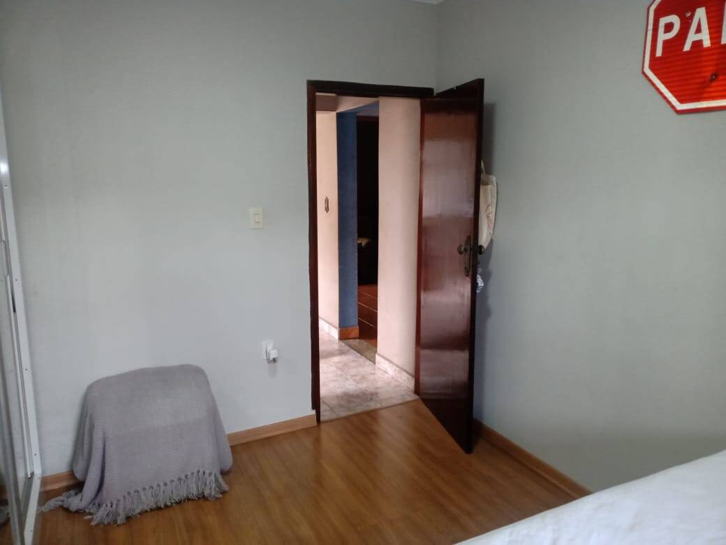 Casa à venda com 2 quartos, 167m² - Foto 16