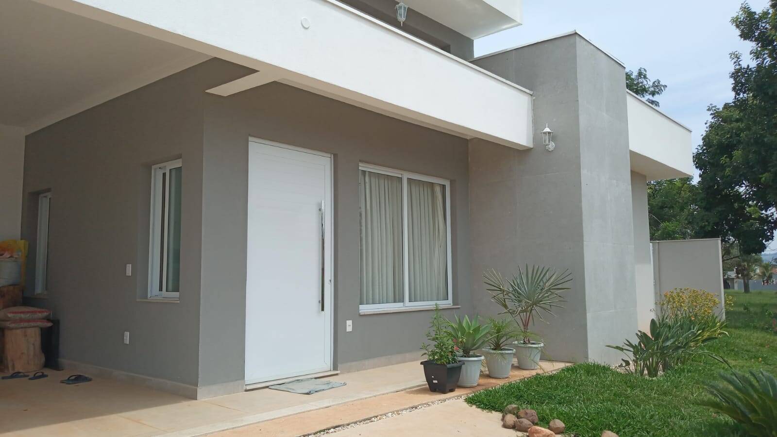 Casa à venda com 3 quartos, 152m² - Foto 2